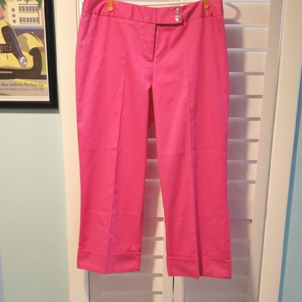 PINK CROPPED PANTS WITH  CUFFS
